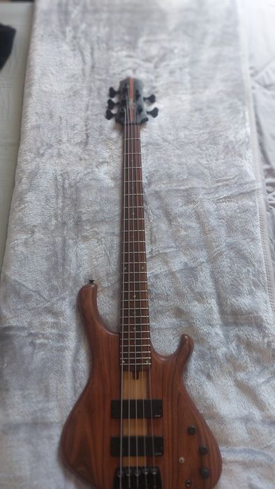 Baixo  Dlima  luthier