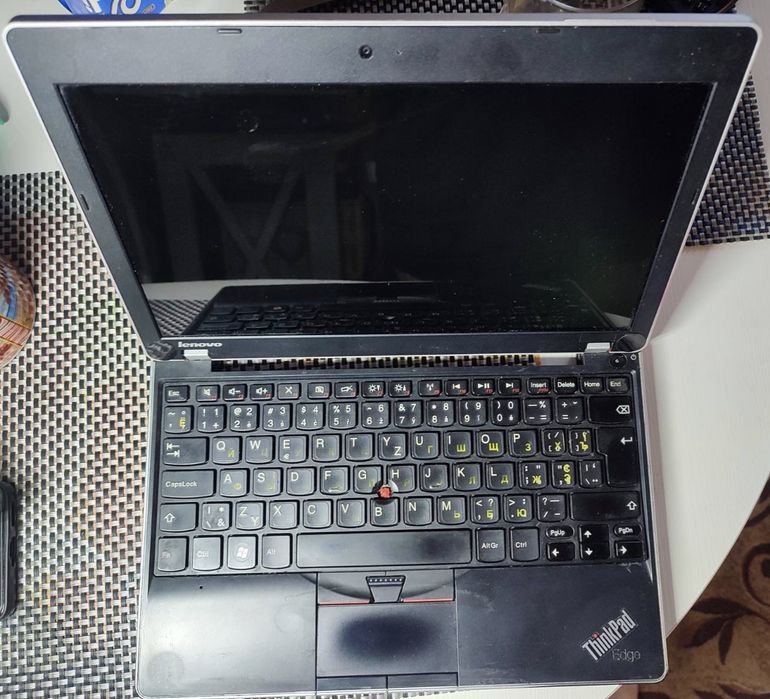 Lenovo ThinkPad Edge под восстановление