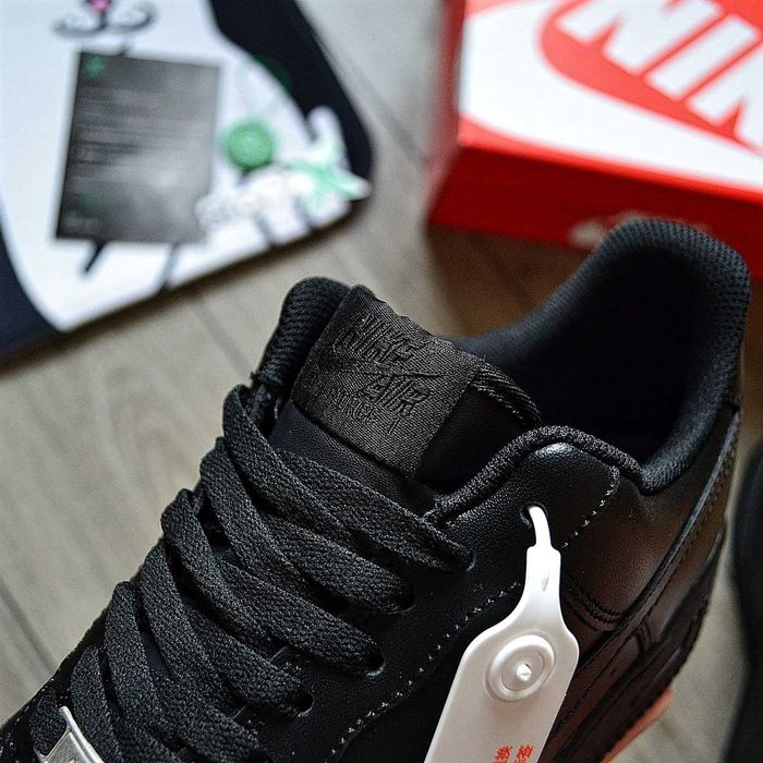 Женские кроссовки Nike Air Force 1 Low 'Black' Premium. Размеры 36-40