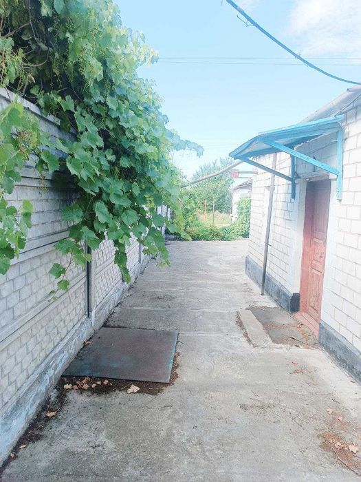 Продаю будинок, мкр-н Ракетне Урочище