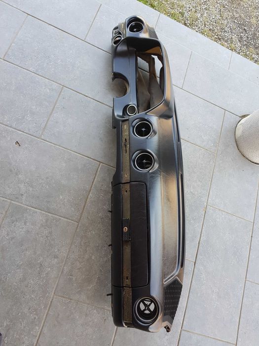 Konsola kokpit mercedes W123 czarna