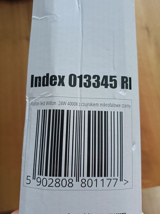 Lampa plafon z czujnikiem ruchu