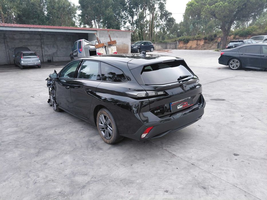 Peugeot 308 1.5 BlueHDi 130cv 2026