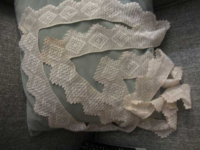 Rendas Fininhas Antigas - Naperon