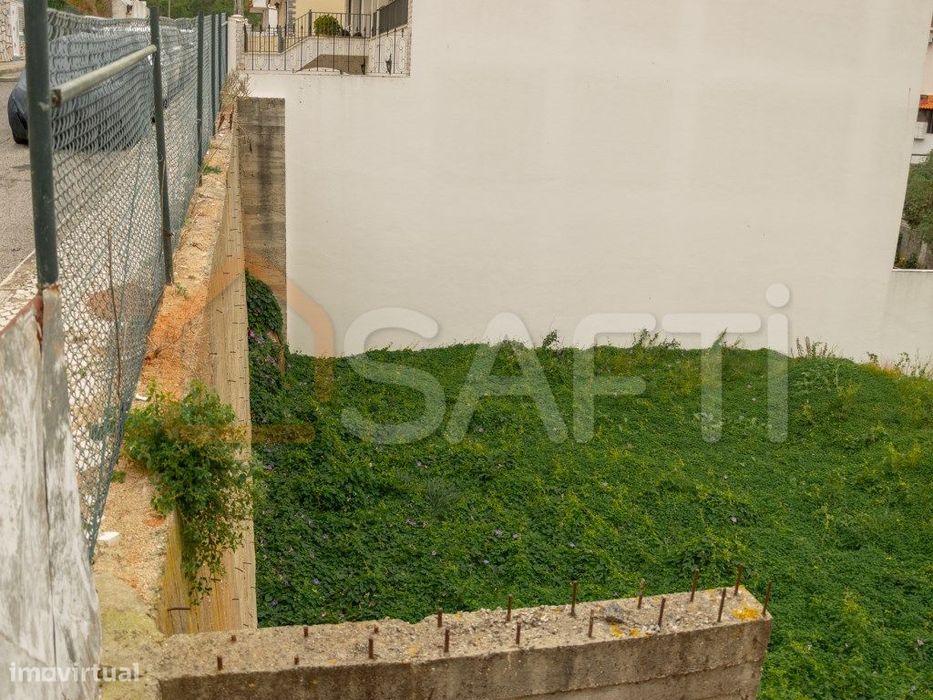 Terreno em Vialonga