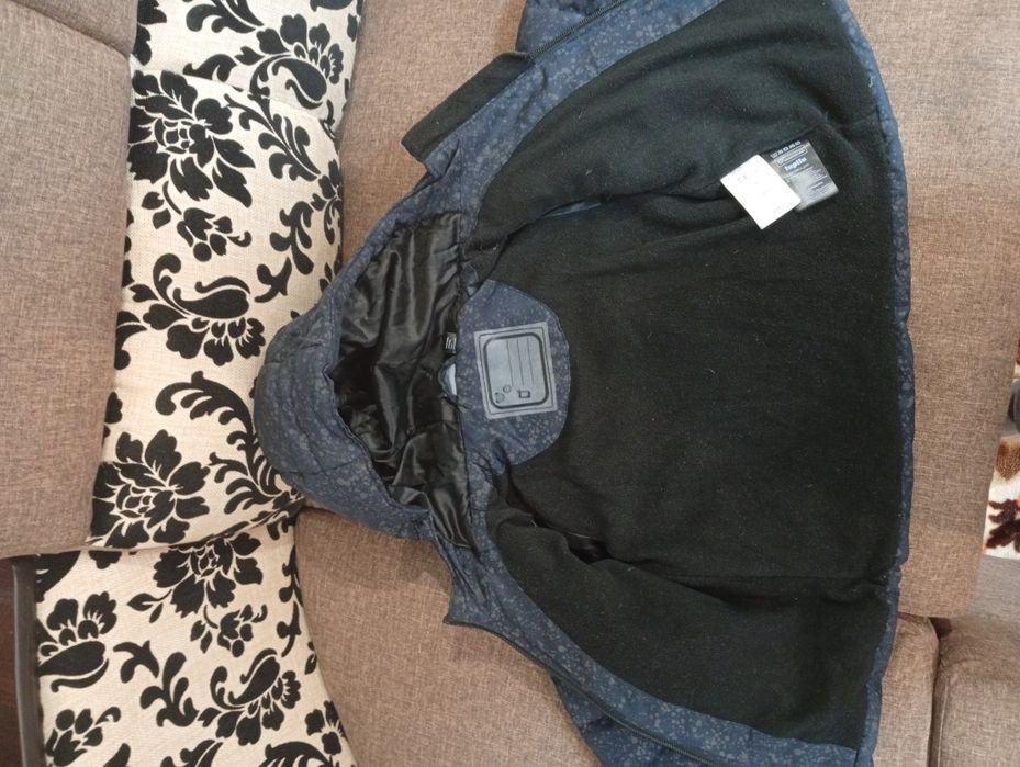 Продам дитячу курточку