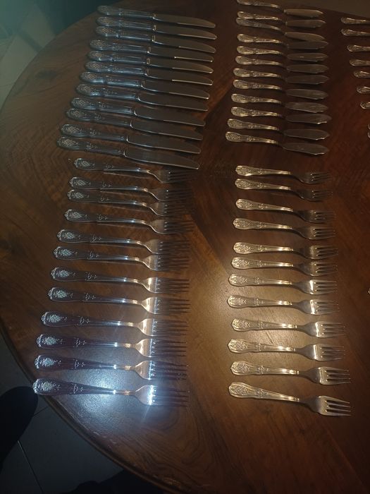 Faqueiro classico e antigo