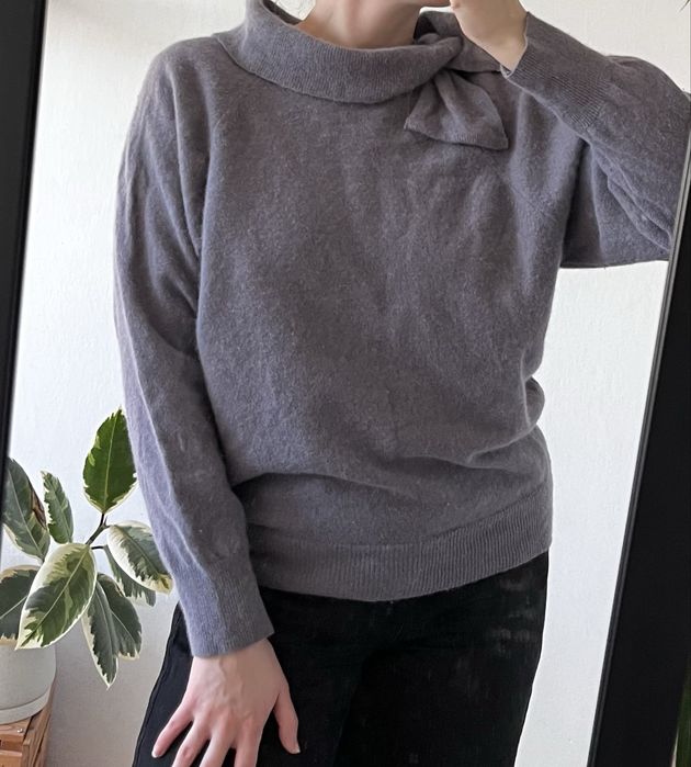 Piękny moherowy sweter z ozdobym kołnierzem vintage