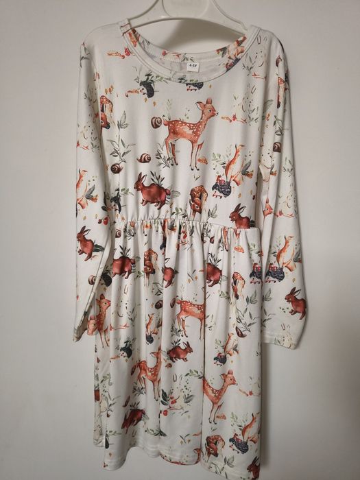 Ubranka dla dziewczynki r. 110