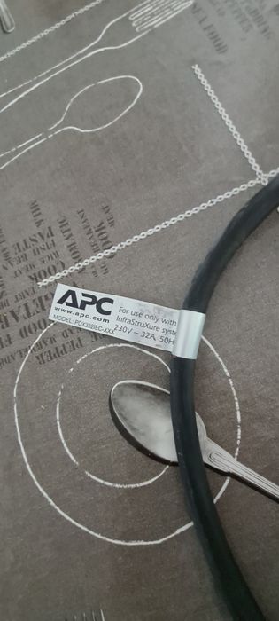 Lote de 2 Cabos Extensores APC InfraStruXure PDM -