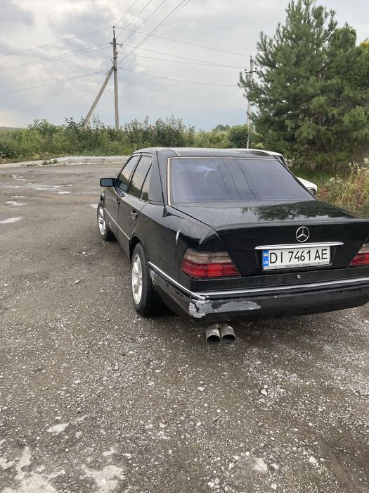 Мерседес 124 1995 року