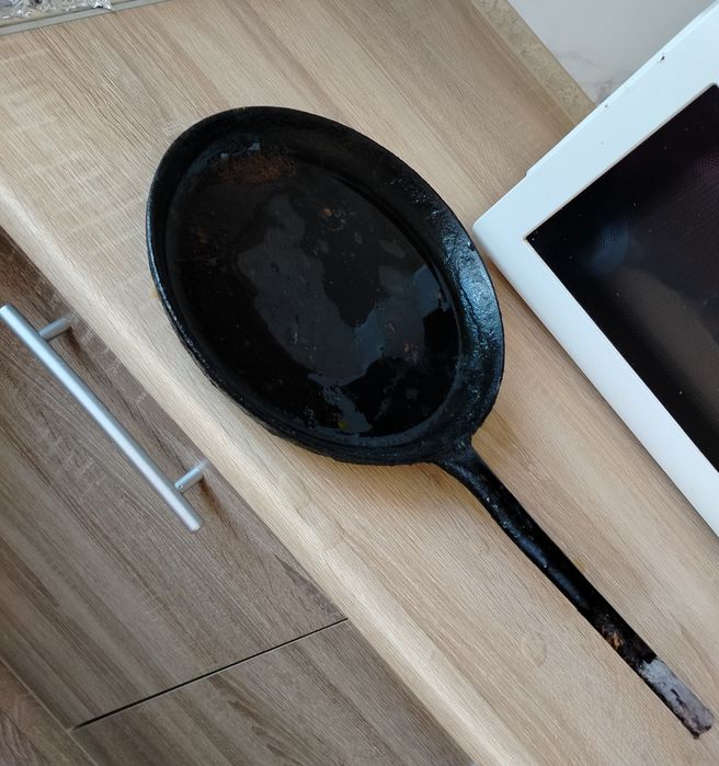 Продам сковородки