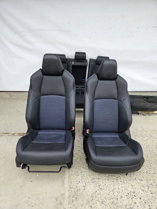 Салон Toyota rav4 2019-2023