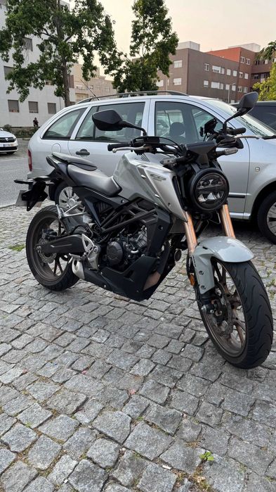 Honda CB125R 2022