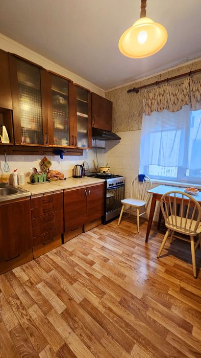 Продам 1к.квартиру м.Обухів