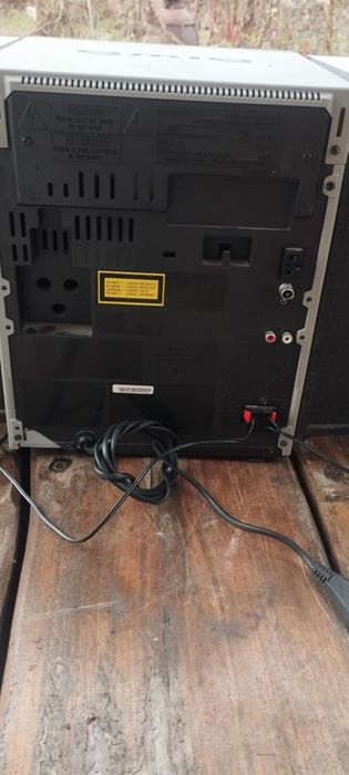 Wieża AIWA NSX-R11 + kolumny – do naprawy

Opis:
Sprzedam wieżę AIWA N