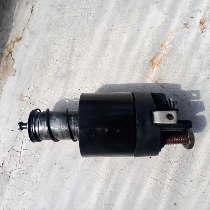 Втягивающее реле стартера. (Б/У)