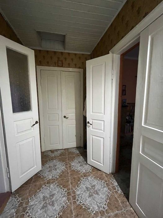 продаж частини будинку в центральній частині міста