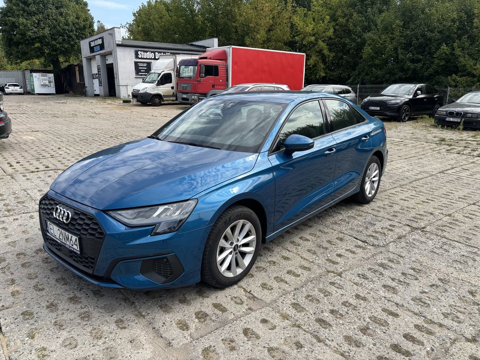 Wypozyczalnia samochodow / wynajem aut / bmw / audi / mercedes / lodz