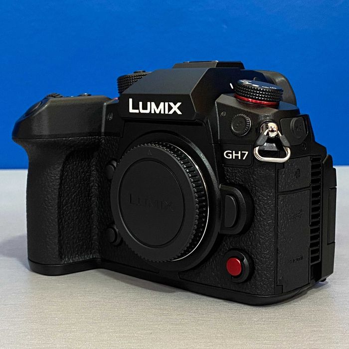 Panasonic Lumix GH7 (25.2MP) + LEICA DG Vario-Elmarit 12-60mm f/2.8-4.0 ASPH | NOVA