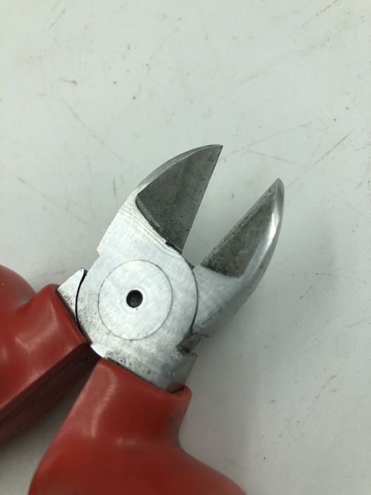 Szczypce boczne izolowane Knipex 7007 160