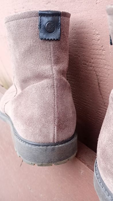 Kozaki zamszowe Hugo Boss