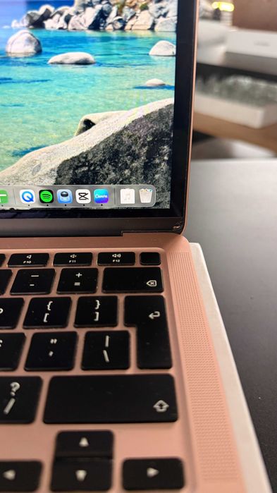Macbook Air M1 8/256gb Rożowe złoto