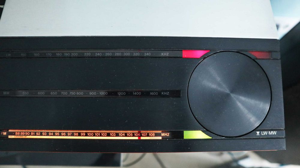 Центр Bang Olufsen beocenter 3300 beocenter2200 beocenter 7700 Дания