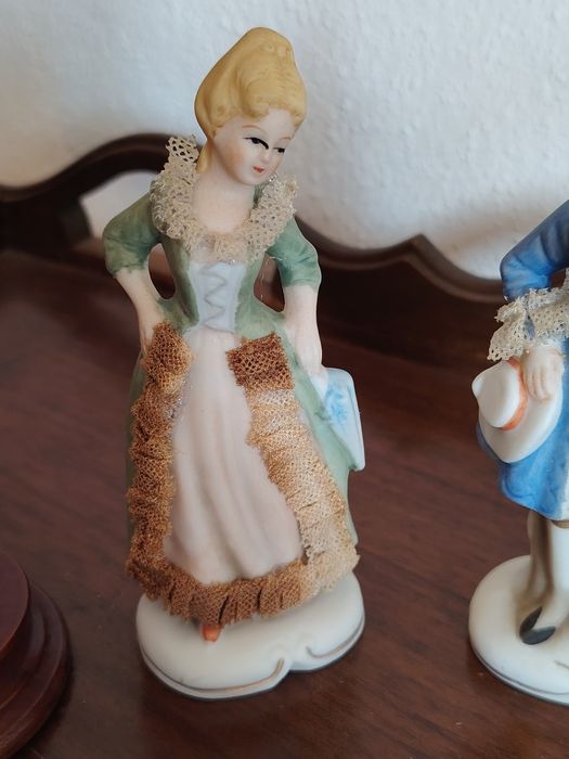 3 Bibelôs em Porcelana Fina