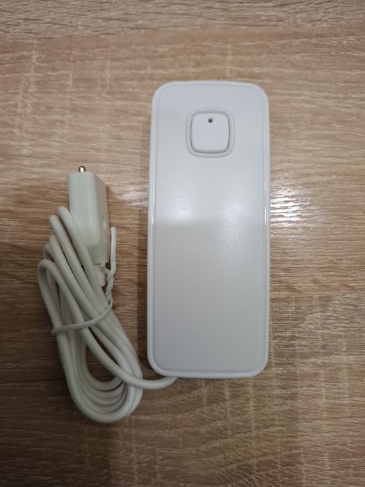 Розумний WiFi датчик протікання води Tuya Smart Life Антипотоп