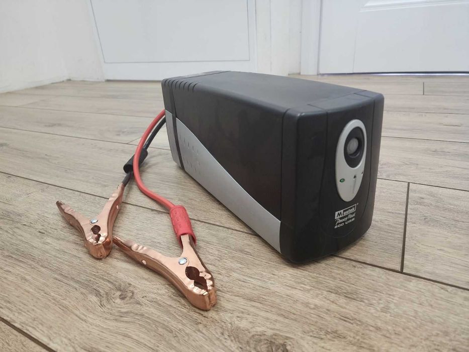 УПС UPS ДБЖ MUSTEK інвертор на 480W (12 - 220)