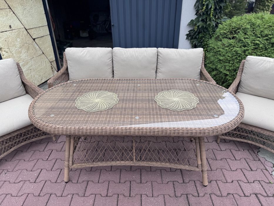 Zestaw mebli obiadowych