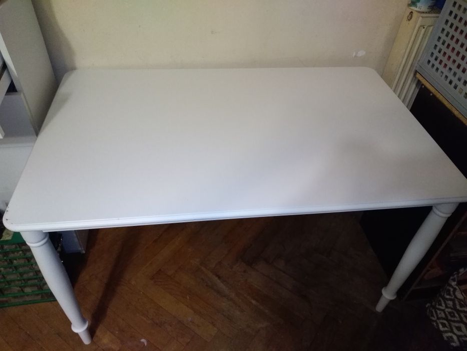Solidny Stół do jadalni plus4 krzesła