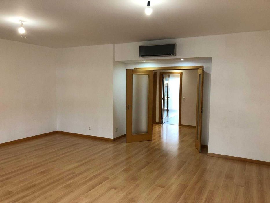 T3 para Arrendamento – Jardim da Amoreira, Ramada, Odivelas