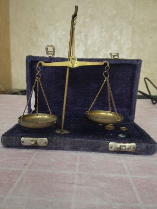 Продам ваги недорого