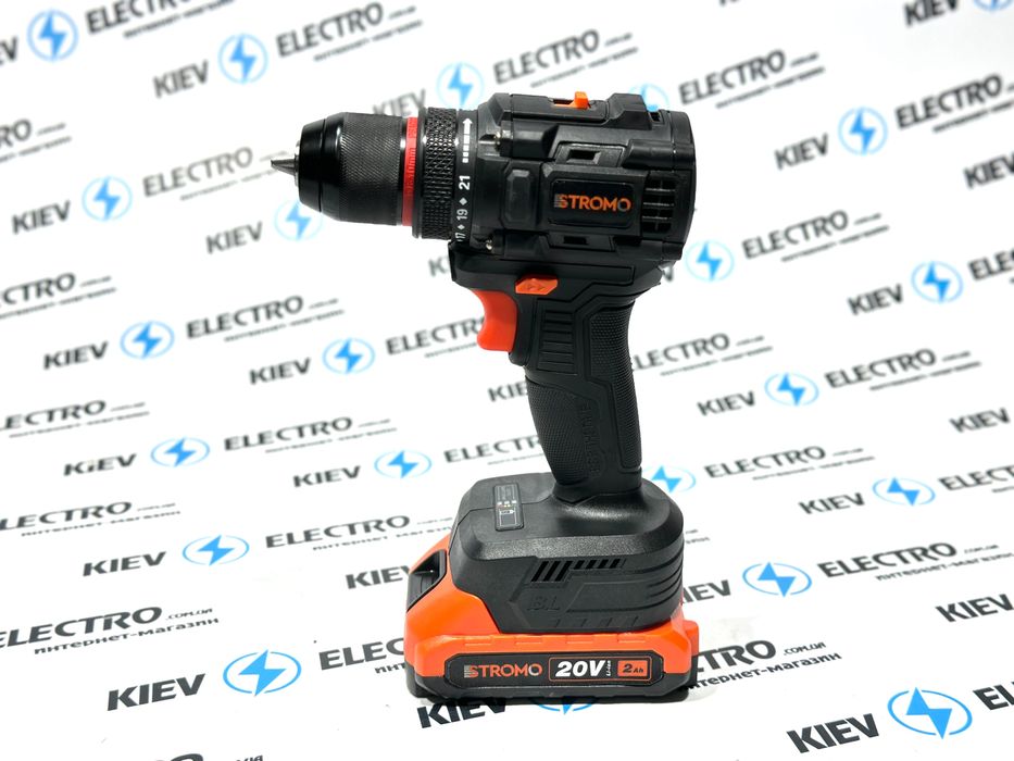 Шуруповерт бесщеточный STROMO SA18Li (50Нм/ 20В 2Ач/10 мм/Кейс набор)