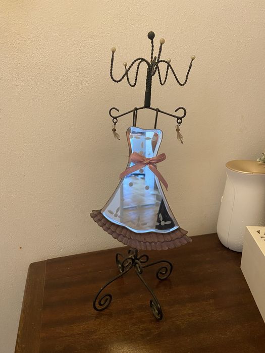 Porta joias formato sra