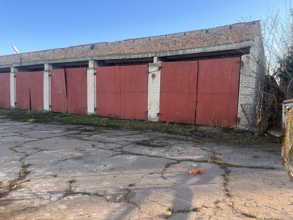 Комерційне приміщення, склад , цех , гараж для комбайна , виробництво