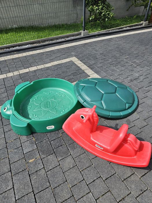 Piaskownica przykrywana żółwik i konik bujak