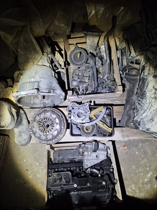 Silnik bmw m47 2.0d 136km głowica miska olejowa części e39 e46