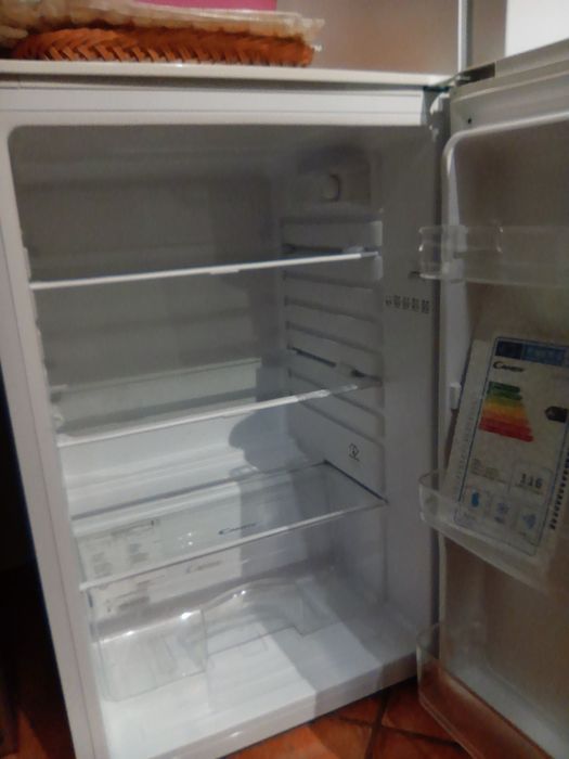 Oportunidade: Frigorífico  Candy