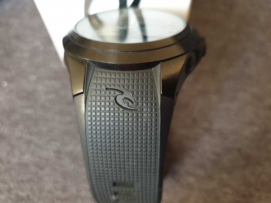 Rip Curl Ocean GMT-ATS Surf Titanium Diver Typ Pilot Citizen Casio