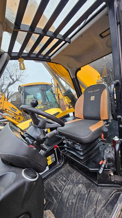 Продам навантажувач телескопічний JCB 540-135 2014 року.