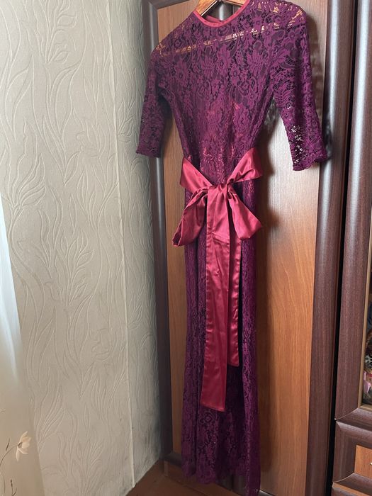 Жіноча шикарна сукня