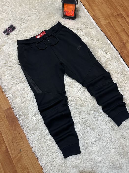 штани nike tech fleece