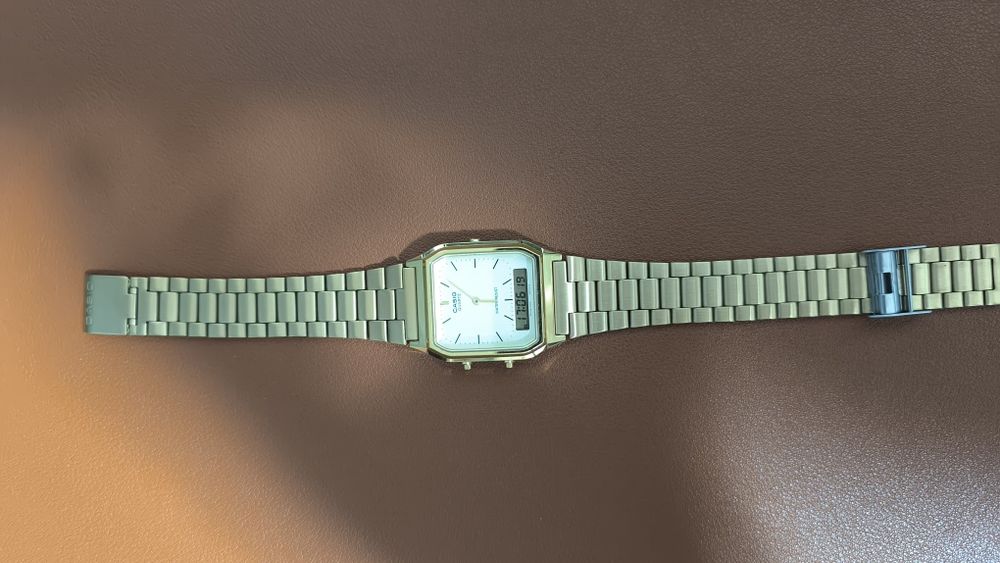 Zegarek casio AQ-230