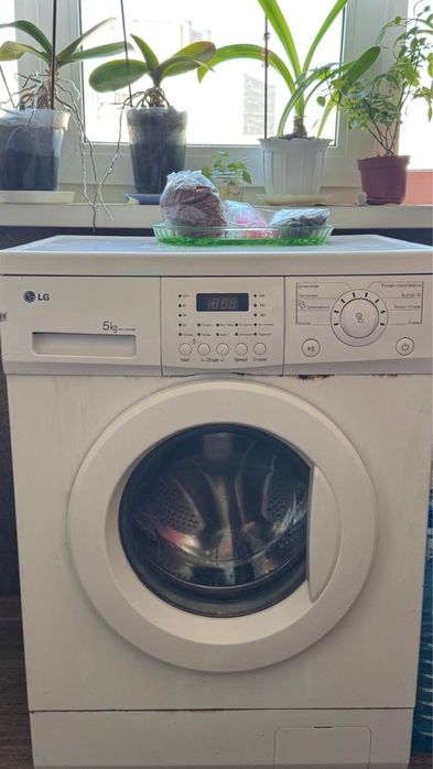 Продам стиралную машину