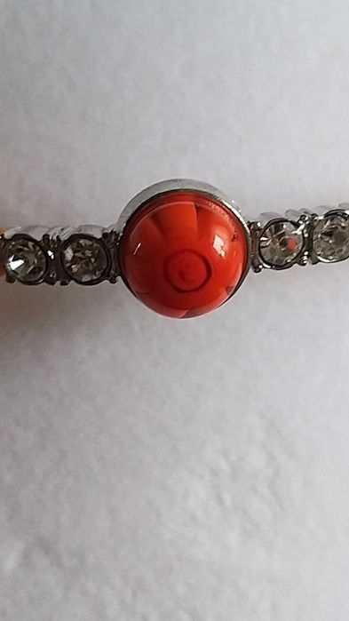 Bransoletka ze szklanym koralikiem z wyspy Murano.