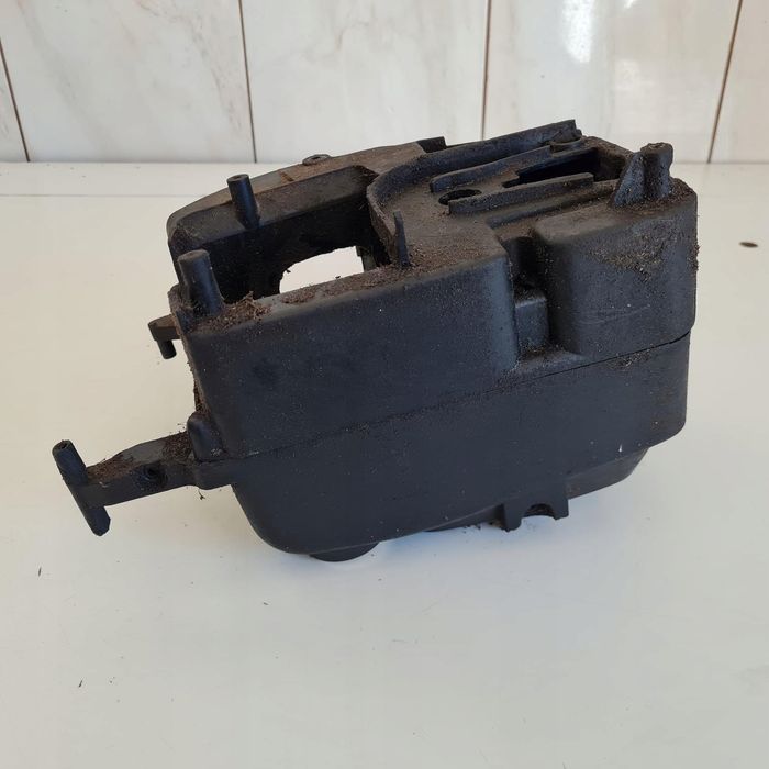 Mcculloch Mini Mac 833Av Osłona Obudowa Korpus