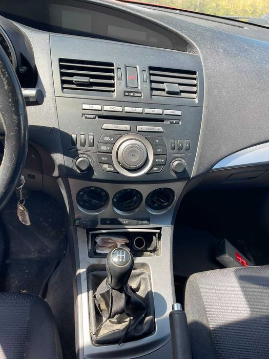 Mazda 3 para peças